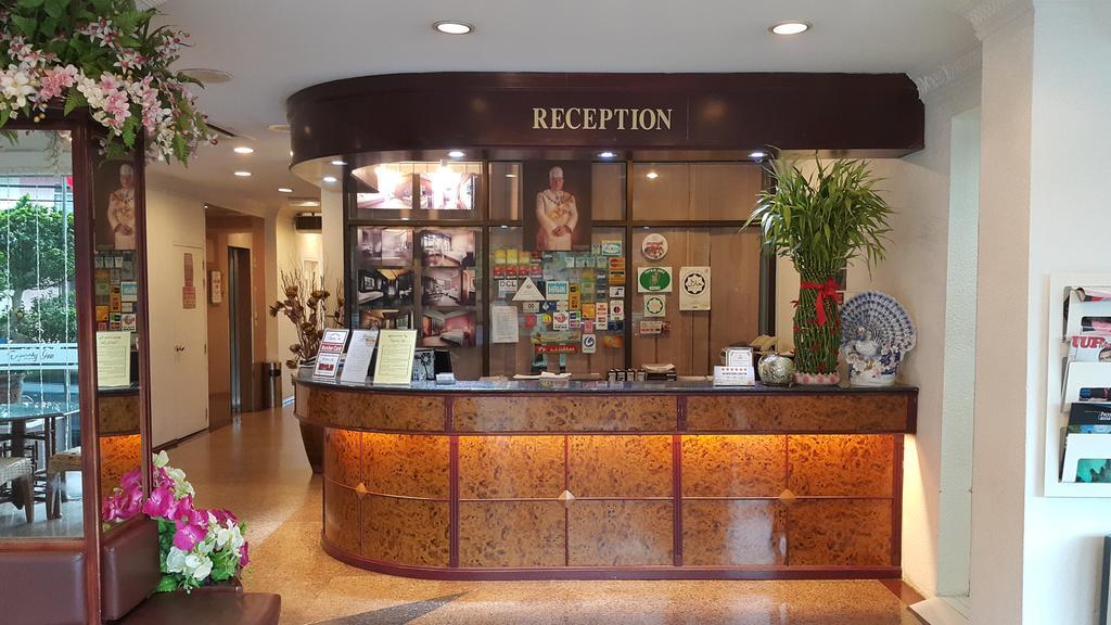 Hotel Dynasty